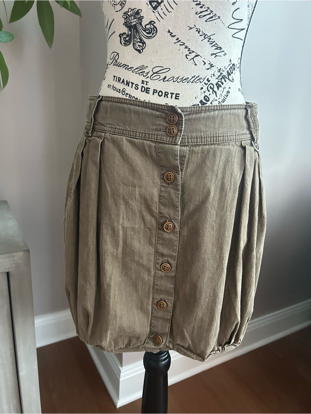 Cop.Copine Button Down Skirt In Olive Taupe
